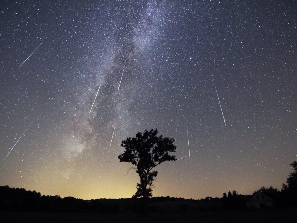 perseid-meteor-shower.jpg